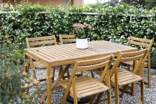 La Casetta Gaslini E Boccadasse Private Parking & Garden — 4-Star Luxury Hotel in Genoa, Italy