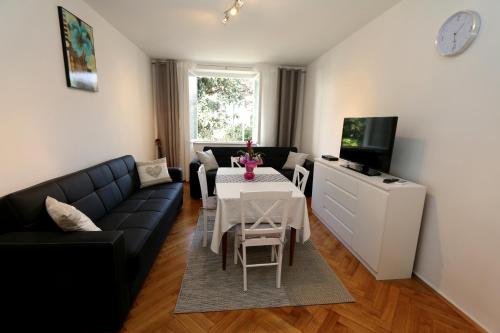 Apartment Mira Lapad — 4-Star Luxury Hotel in Dubrovnik, Croatia
