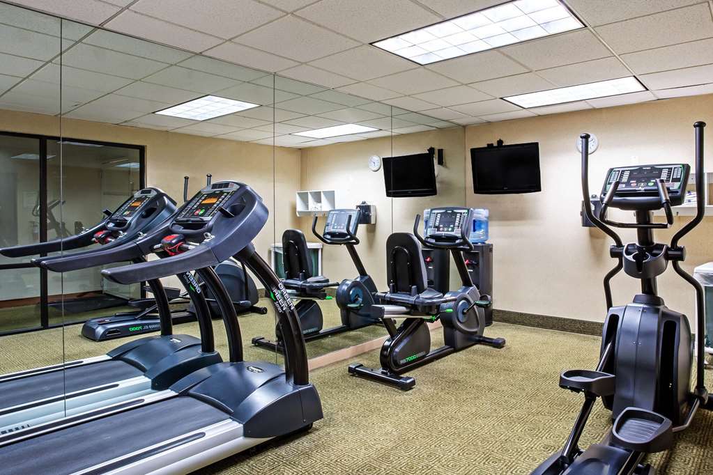 La Quinta Inn & Suites by Wyndham Stamford New York City - photo 22