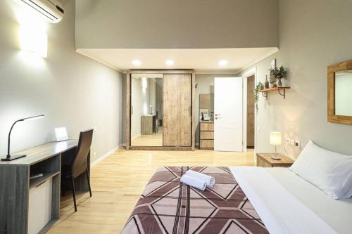 Cosy Central 2 BR Apartment By Wehost