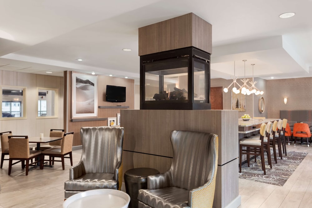 Hampton Inn & Suites Denver Cherry Creek - photo 5