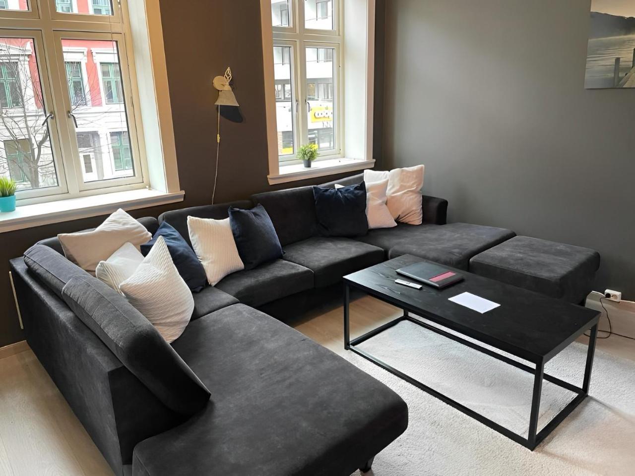 4 Bedroom Flat in the Heart of Oslo — 4-Star Luxury Hotel in Oslo, Norway