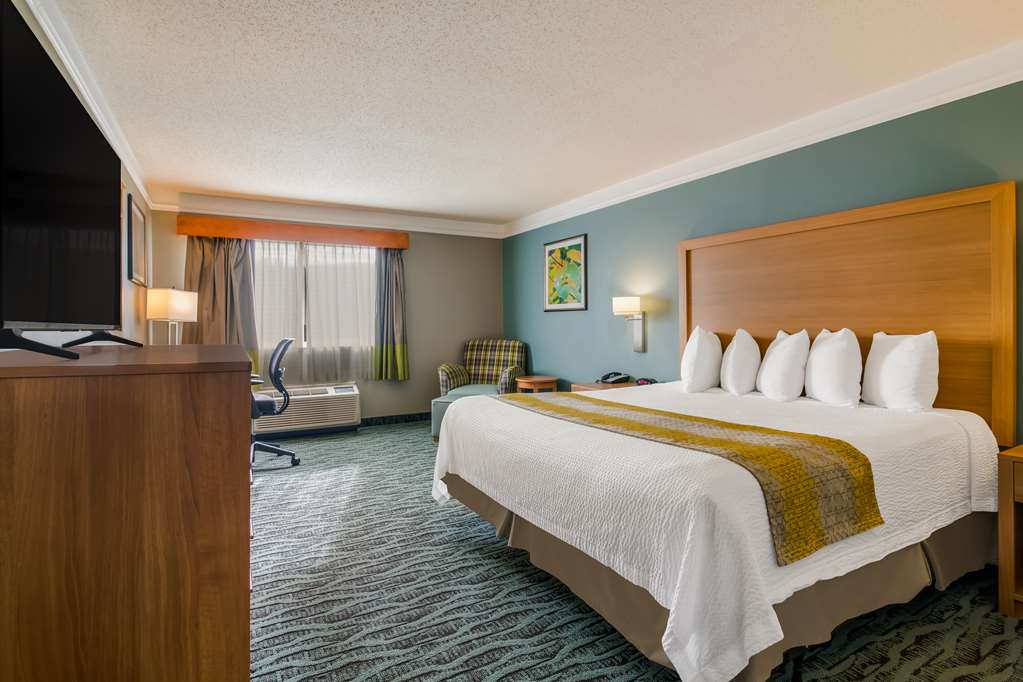 Best Western PLUS Executive Court Inn & Conference Center - photo 35