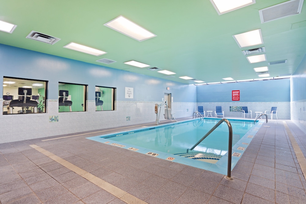 Holiday Inn Express Hauppauge Long Island - photo 28