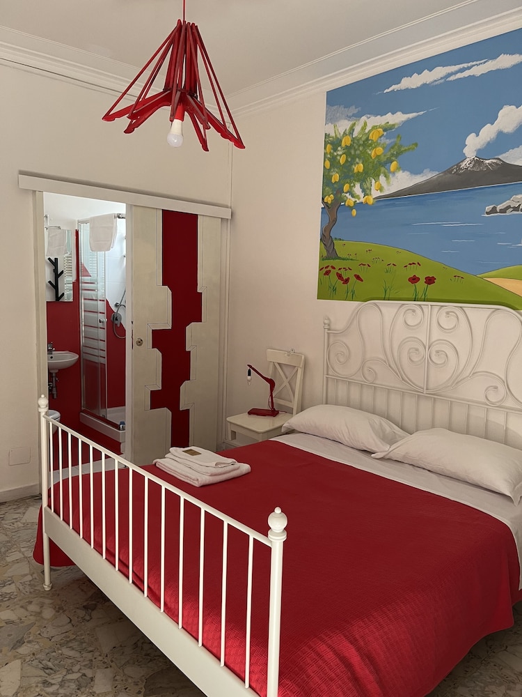 B&B Firenze — 4-Star Luxury Hotel in Catania, Italy