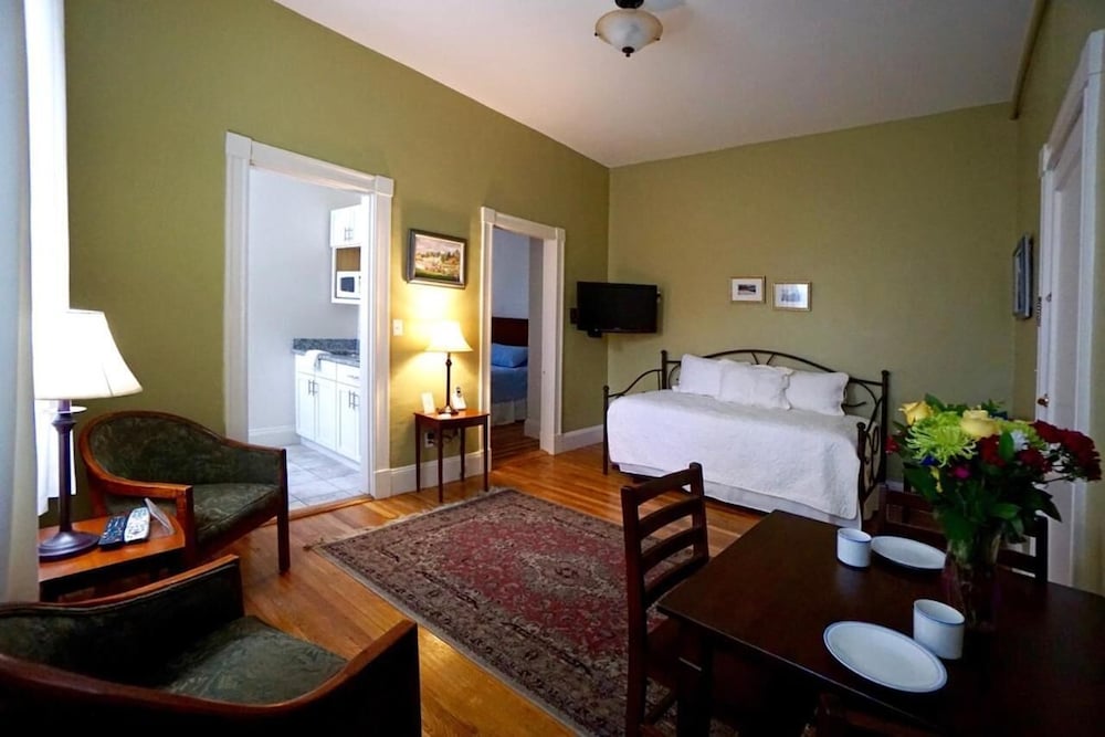The Salem Inn - photo 17