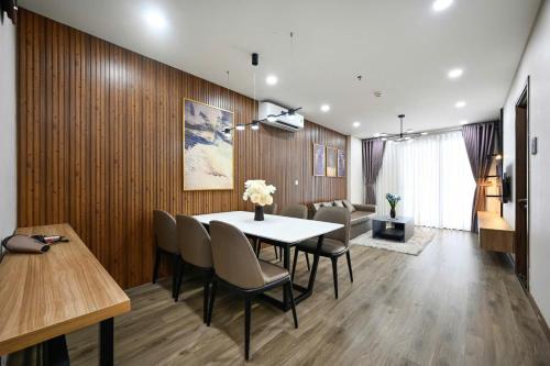 Ha Đo Centrosa Building Ba Thang Hai street distrist 10 — 4-Star Luxury Hotel in Ho Chi Minh City, Vietnam
