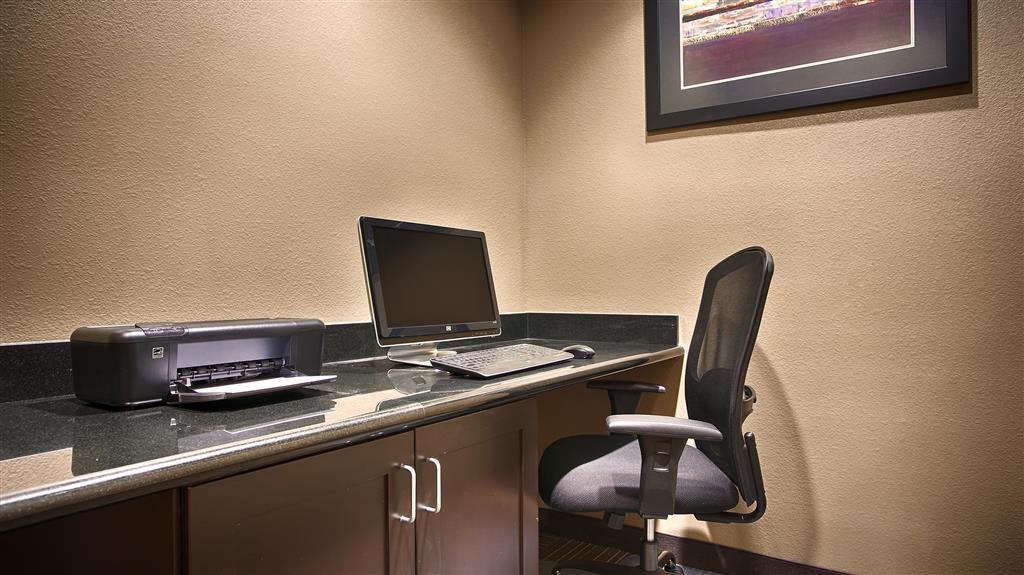 Best Western Giddings Inn & Suites - photo 13
