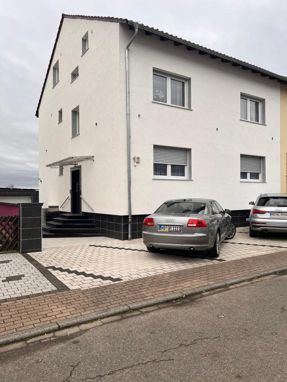 Lk Fewo — 4-Star Luxury Hotel in Heddesheim, Germany
