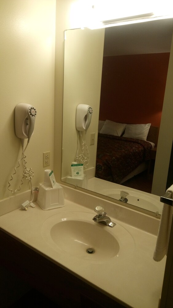 Sibley Inn - photo 32