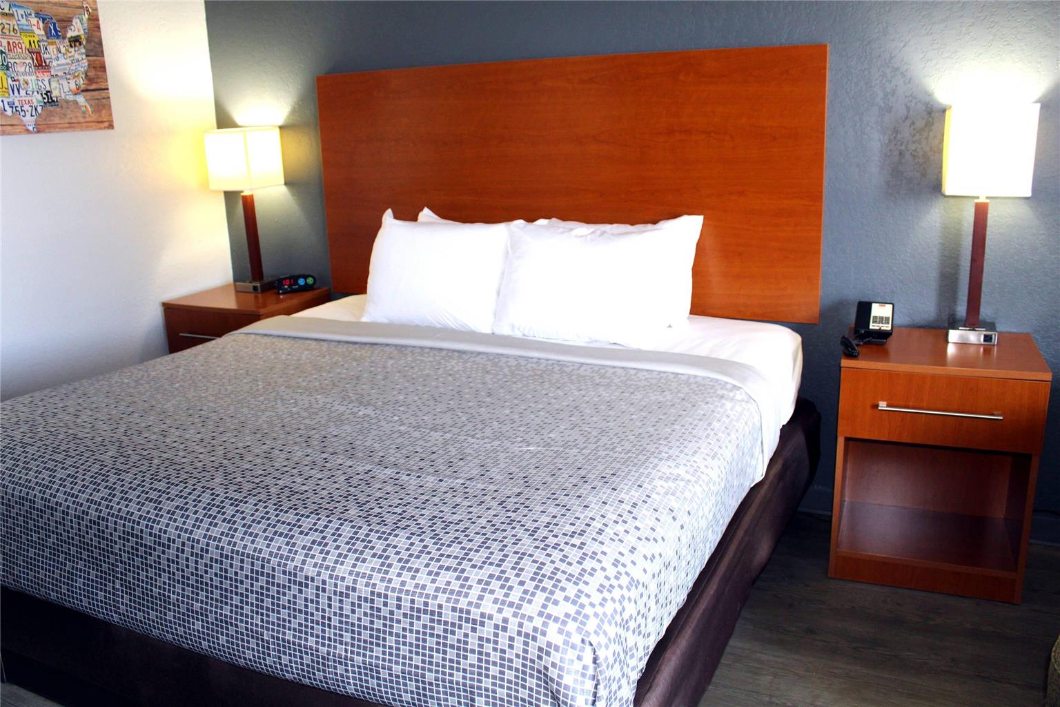 Econo Lodge Franklin South - photo 31