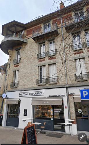 Cite Jardin - carbon neutral hotel in Stains