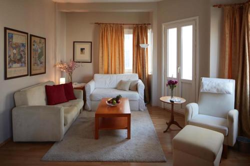 Cozy Apartment Next to Taksim Square — 4-Star Luxury Hotel in Istanbul, Turkey