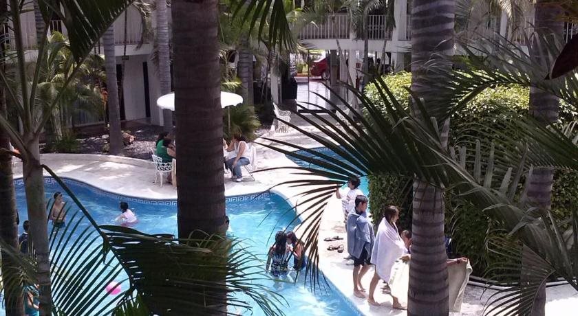 Hotel Suites del Real