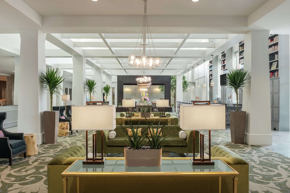 Embassy Suites by Hilton Charlotte Ayrsley - photo 6