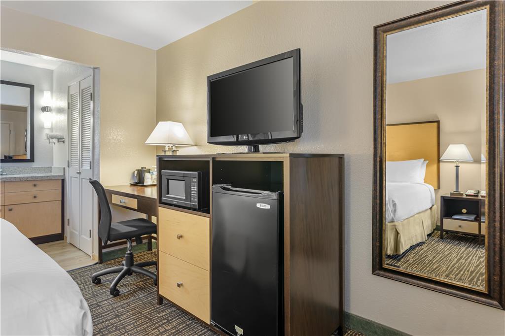 Best Western Petaluma Inn - photo 16
