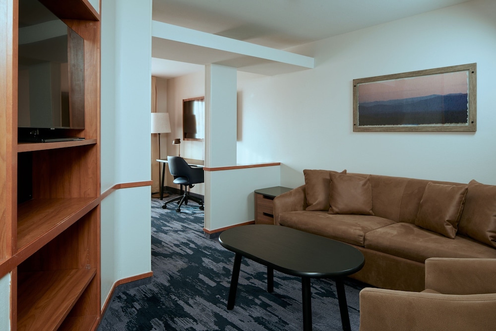 Fairfield Inn and Suites by Marriott San Bernardino - photo 14