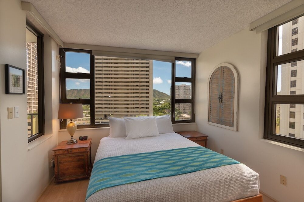 Tower 2 Suite 1904 Qp 1 Bedroom Home by Redawning — hotel in Honolulu