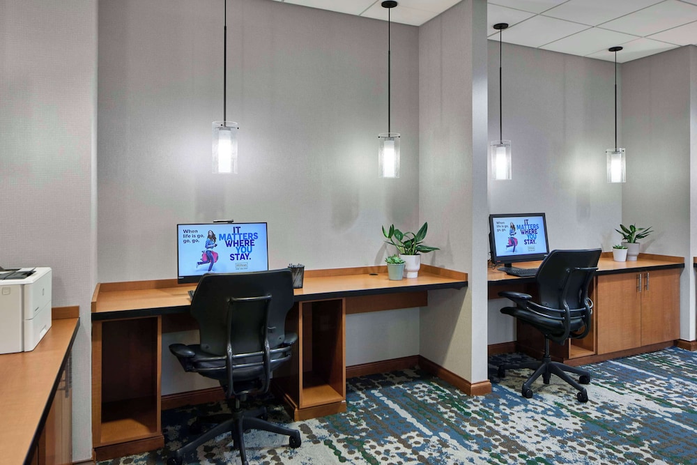 Hampton Inn & Suites Saratoga Springs Downtown - photo 96