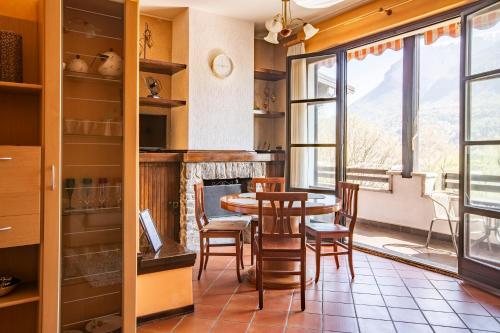 La Dimora del Tasso Terrace Mountain View — 4-Star Luxury Hotel in Carlazzo, Italy