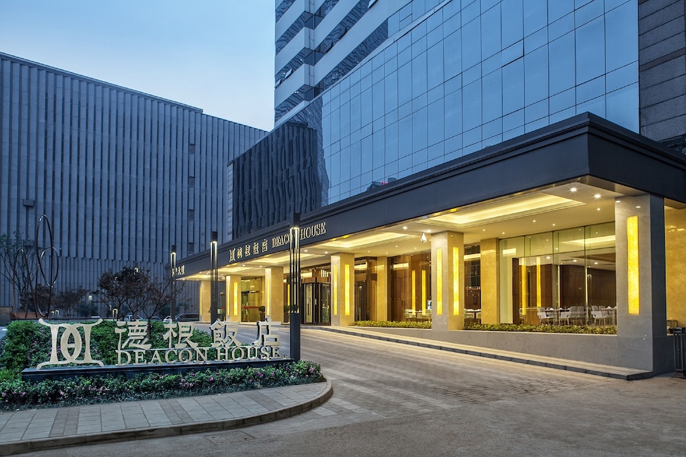 Deacon House Wuxi — 5-Star Luxury Hotel in Wuxi, People's Republic of China