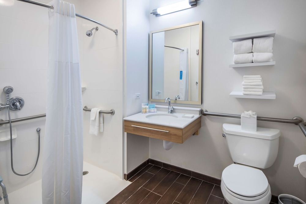 Hampton Inn & Suites Chicago Lincolnshire - photo 45
