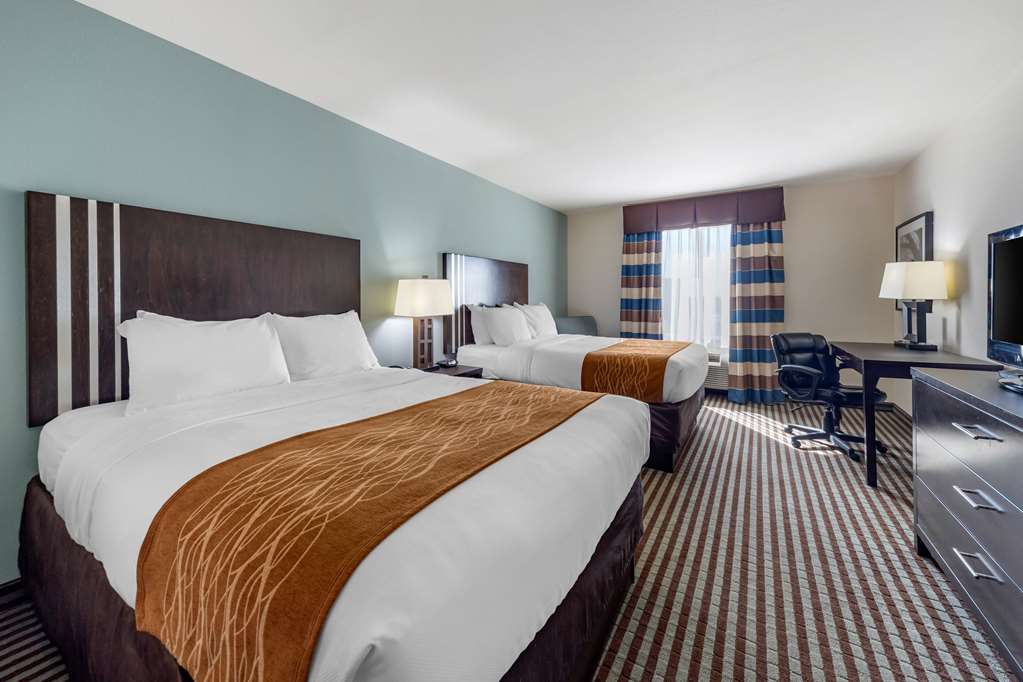 Comfort Inn & Suites Perry I 35 - photo 12