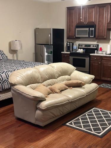 MooreField Suites Greensboro East - photo 51