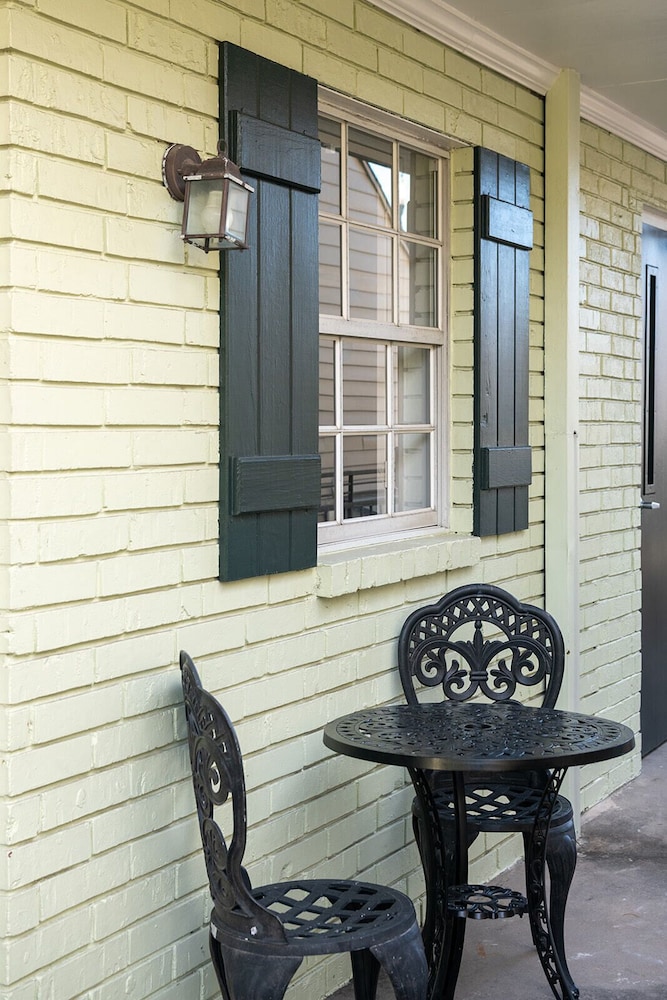 French Quarter Suites Hotel - photo 41