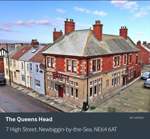 The queens head in Unknown City, United Kingdom