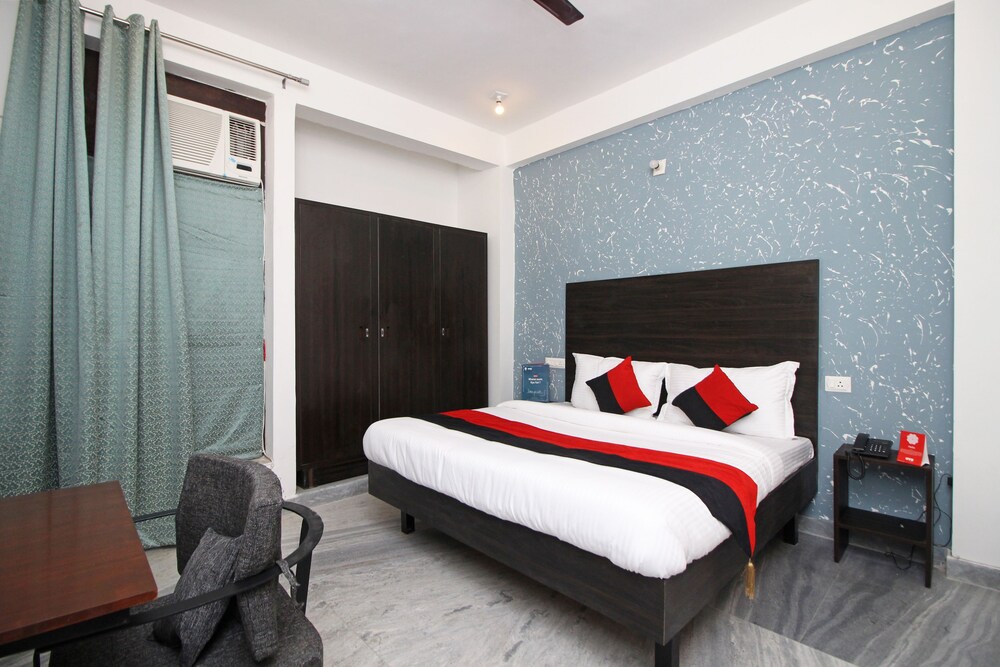 Oyo 9025 Viditva 1 - last minute hotel in Noida