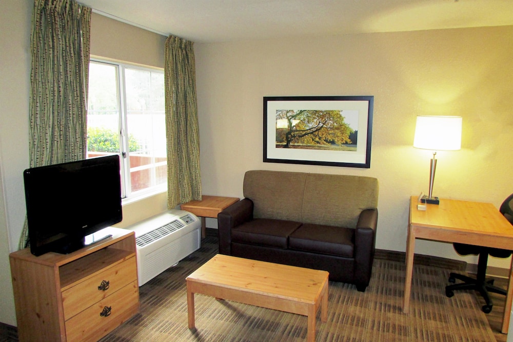 MainStay Suites Washington Dulles Airport - photo 12