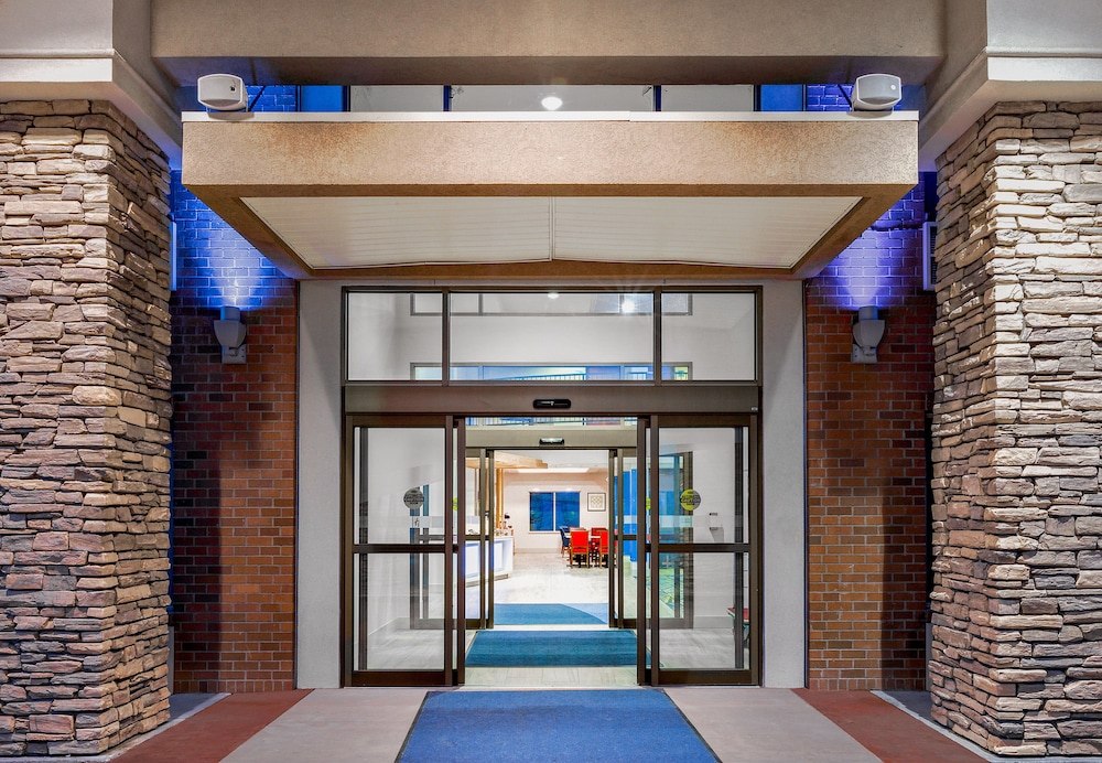 Holiday Inn Express Ellensburg by IHG - photo 50