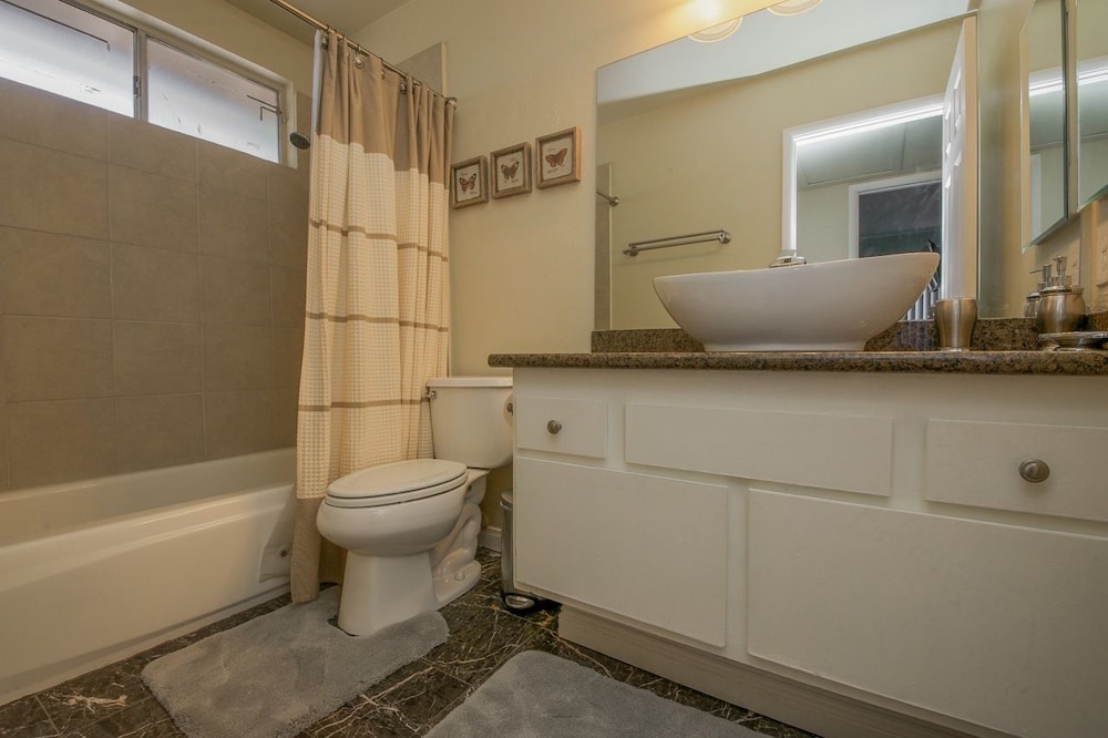 4br 9m to Vegas Strip with Spa - photo 24