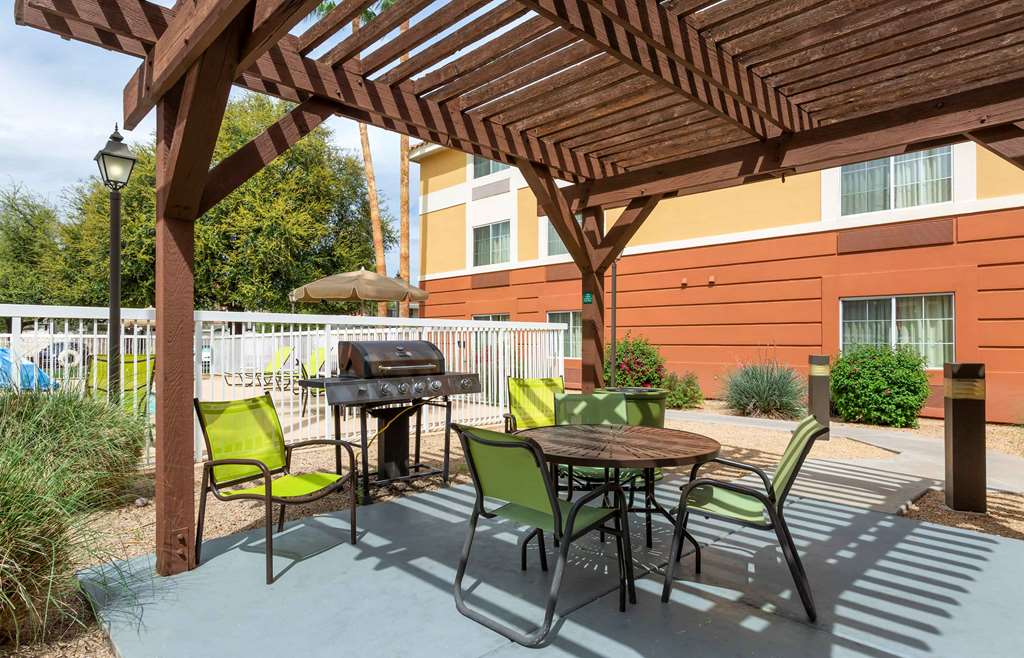 Extended Stay America Suites Phoenix Scottsdale - photo 35