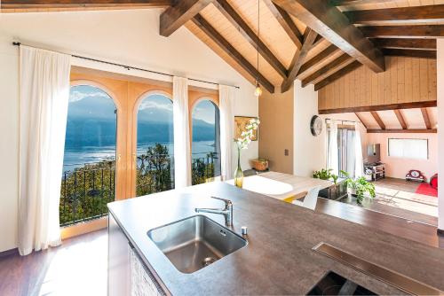 Casa Luna Wonderful Lake View — 4-Star Luxury Hotel in Locarno, Switzerland