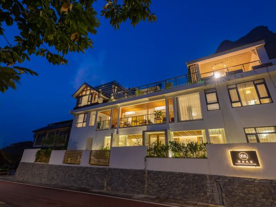 Longman Boutique Hostel in Zhangjiajie, People's Republic of China