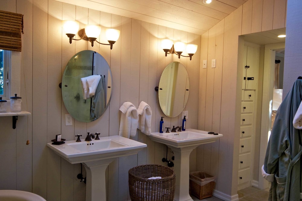 Mill House Inn - photo 93