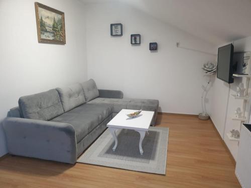 Apartman Sofia — 4-Star Luxury Hotel in Zupanja, Croatia
