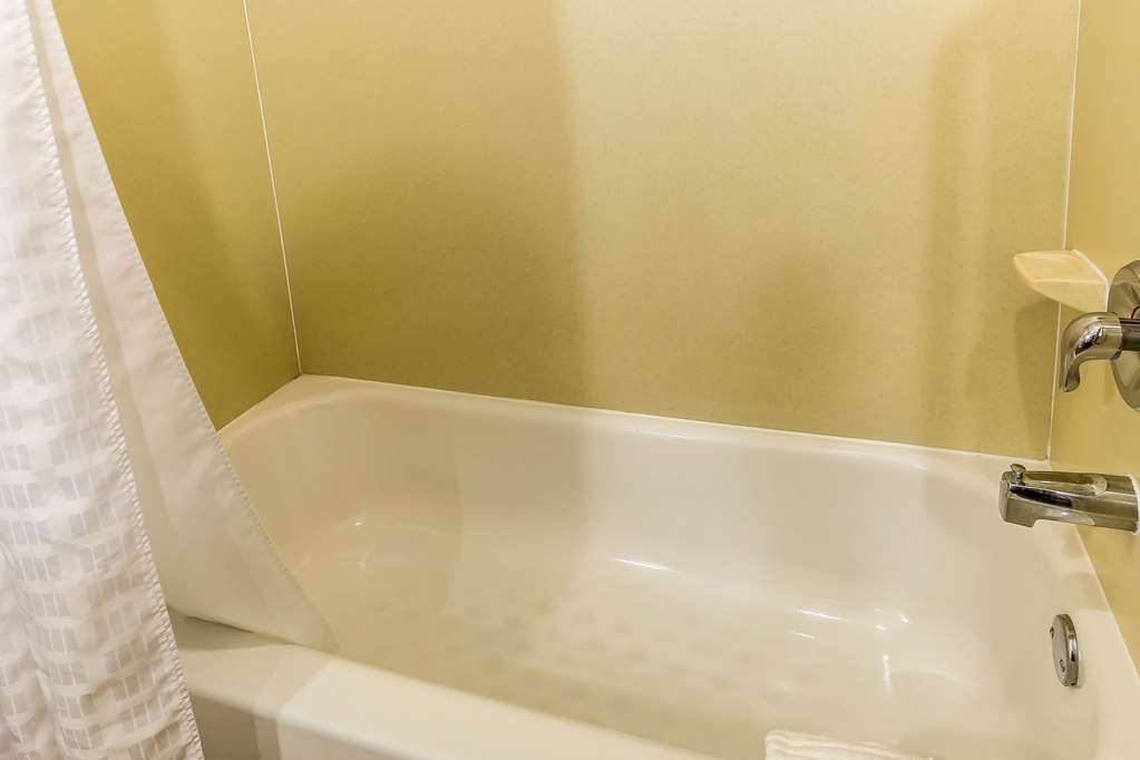 Comfort Suites Houston IAH Beltway 8 - photo 22