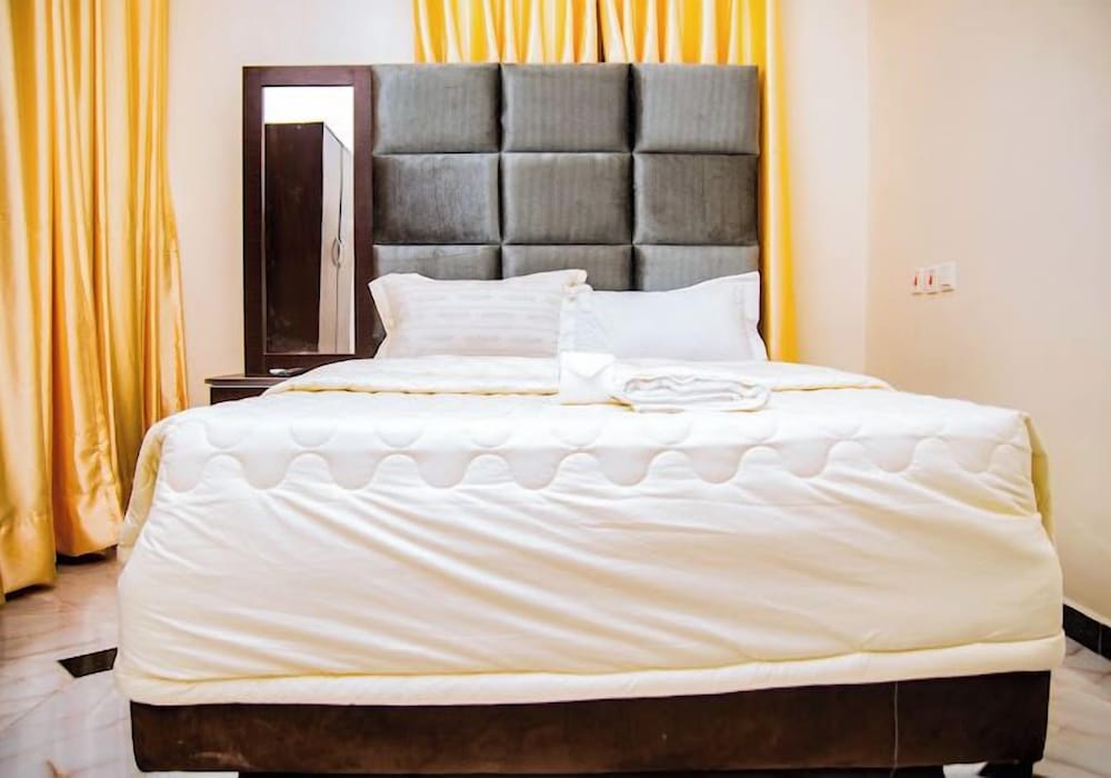 Ify Apartments — 4-Star Luxury Hotel in Ilorin, Nigeria