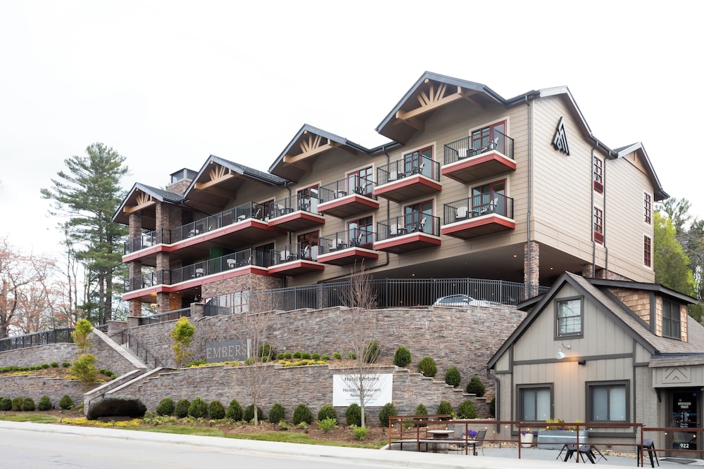 The Embers Hotel - photo 113