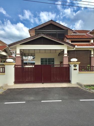The oasis - last minute hotel in Kuching