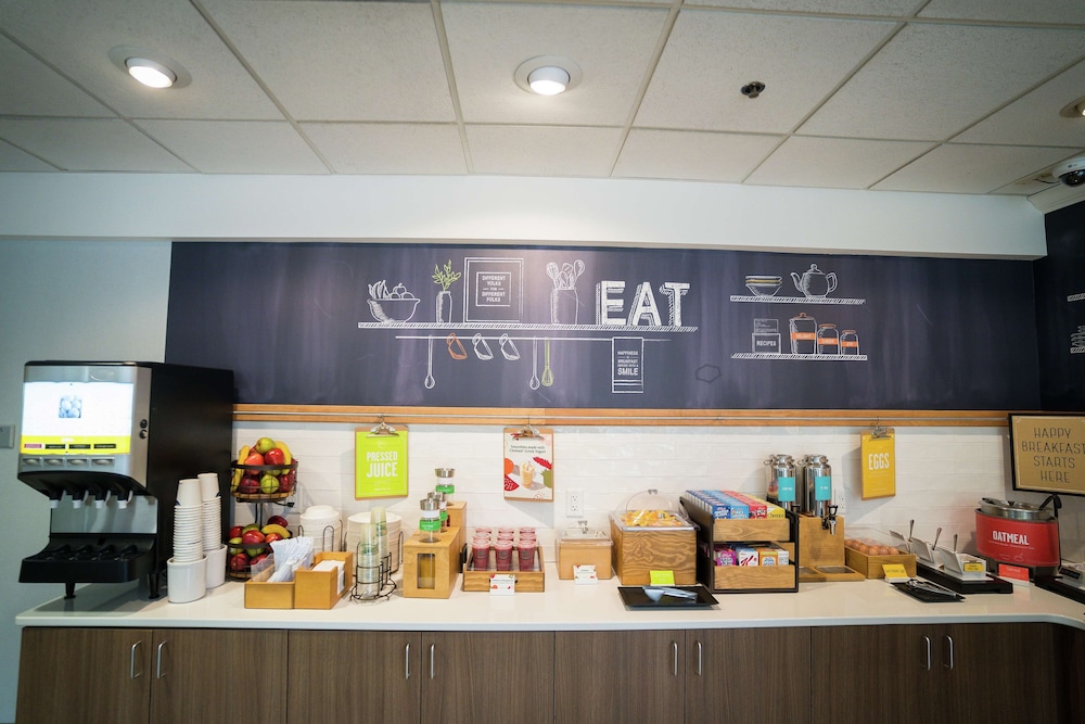 Hampton Inn Clarks Summit - photo 39