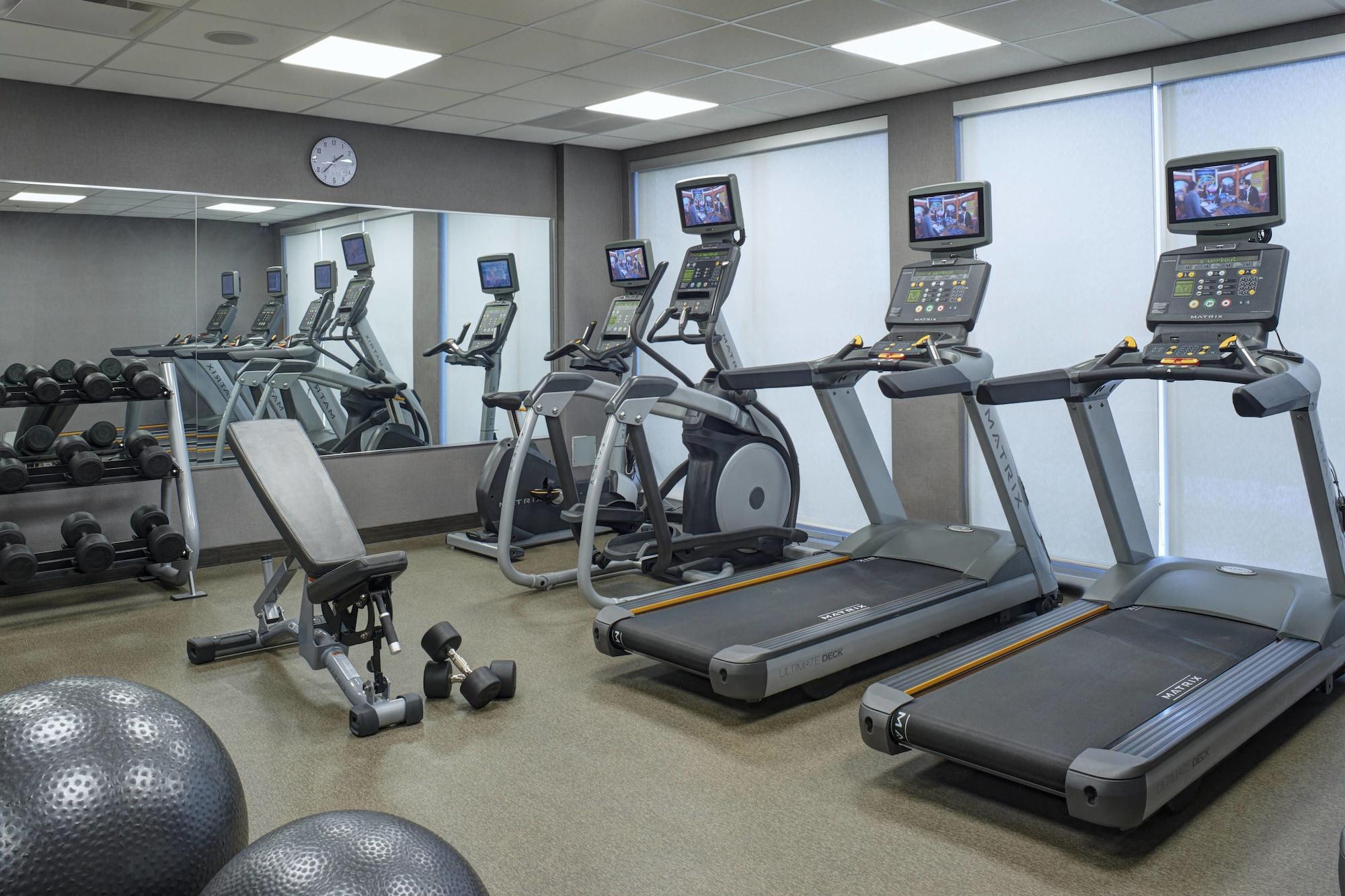 Fairfield Inn & Suites by Marriott Ann Arbor Ypsilanti - photo 19