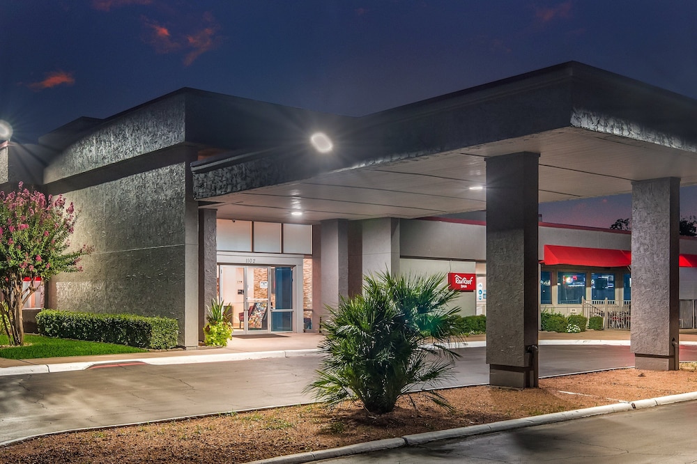 Red Roof Inn Lewisville - photo 35