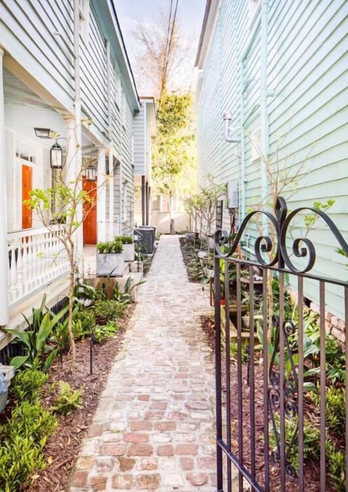 69B Spring Street 2 BR 1 BA Holiday home 2 — 4-Star Luxury Hotel in Charleston, United States