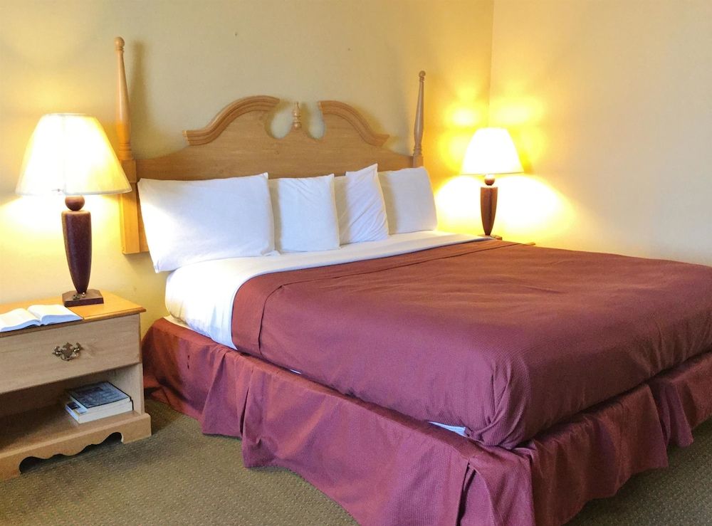 Americas Best Value Inn and Suites Conway - photo 17