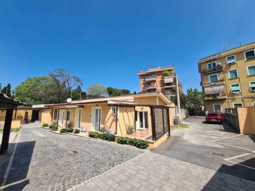 Gemelli BnB Guest House — 4-Star Luxury Hotel in Rome, Italy