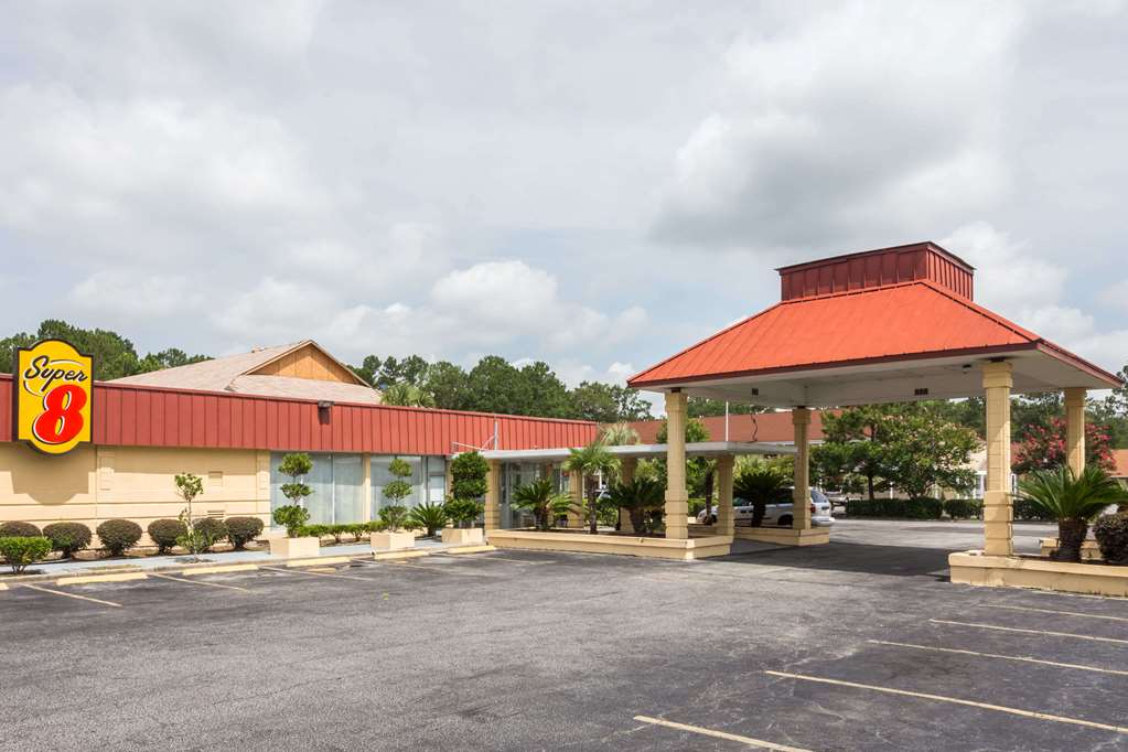 Super 8 by Wyndham Hardeeville - photo 2